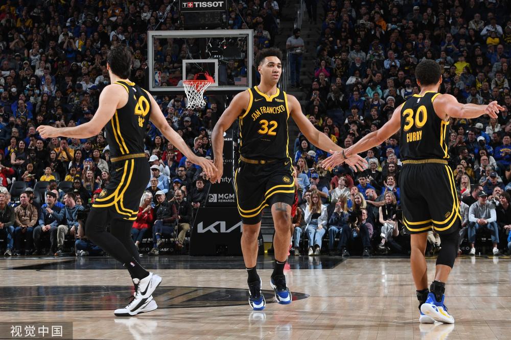 升他们在欧 升他们在欧