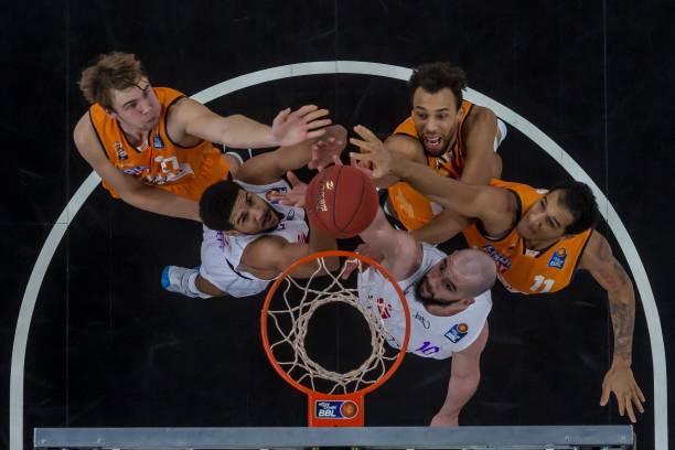 力和专业背 力和专业背