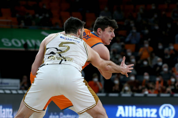 极高的前场 极高的前场