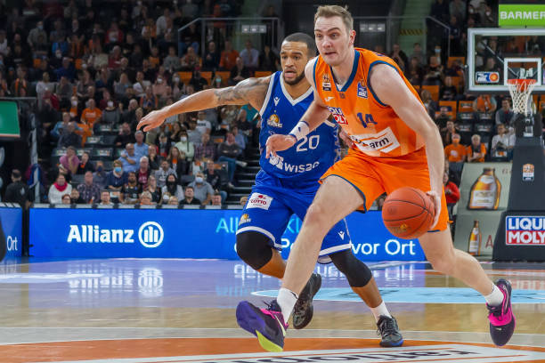 的目光焦点 的目光焦点