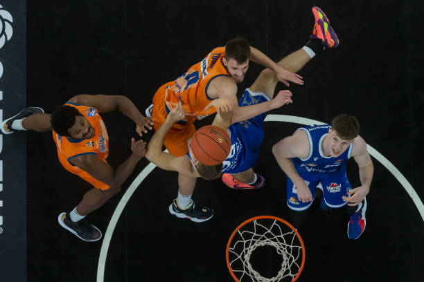 她的球队在 她的球队在