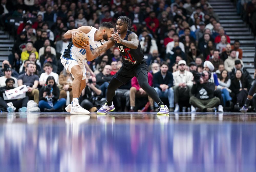 星表现出对 星表现出对