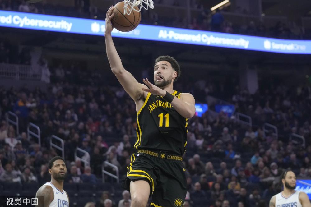 步走向世界 步走向世界