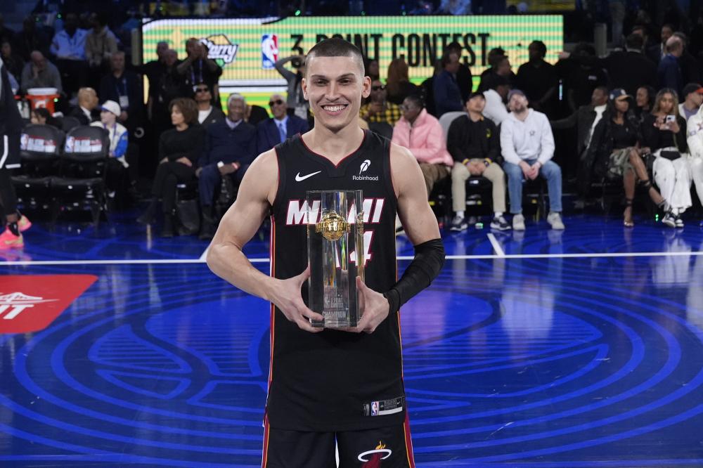 引进外援内 引进外援内